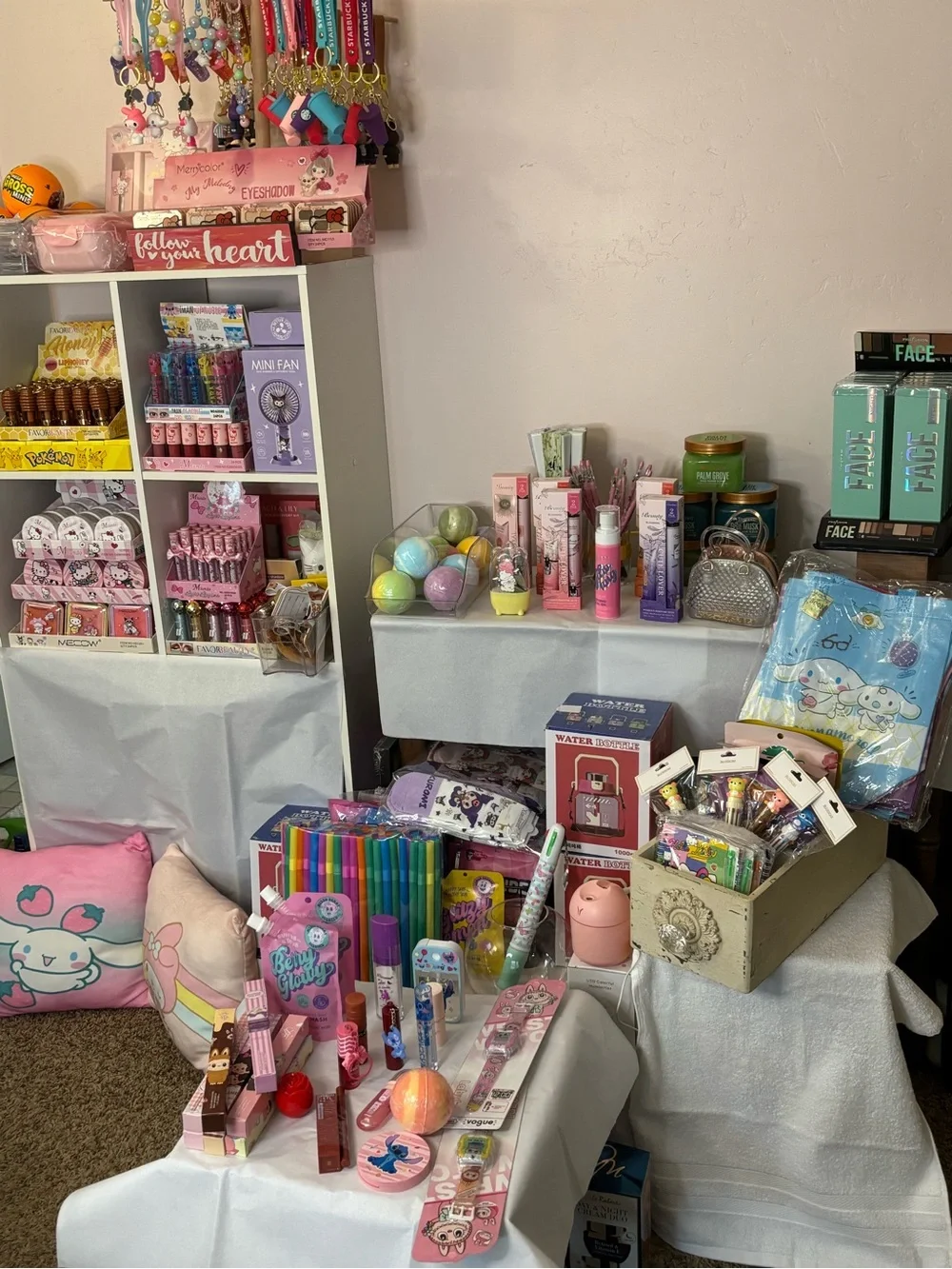 Sanrio and More Surprise 8 items Gift Box